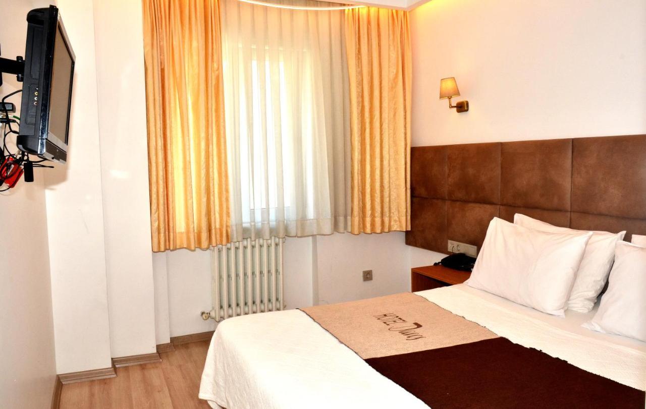 Hotel Davos Istanboel Buitenkant foto